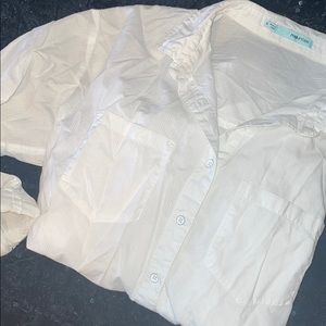EC maurices white button down❣️